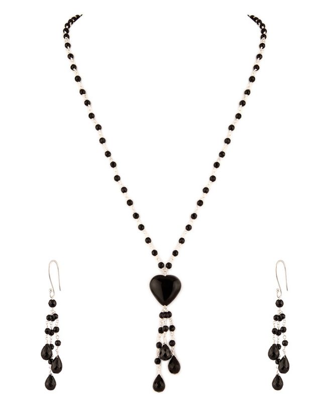 onyx heart necklace