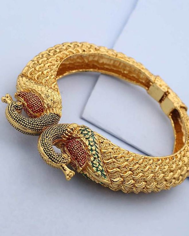 Lady Kada Design 2024 www.alhudapk