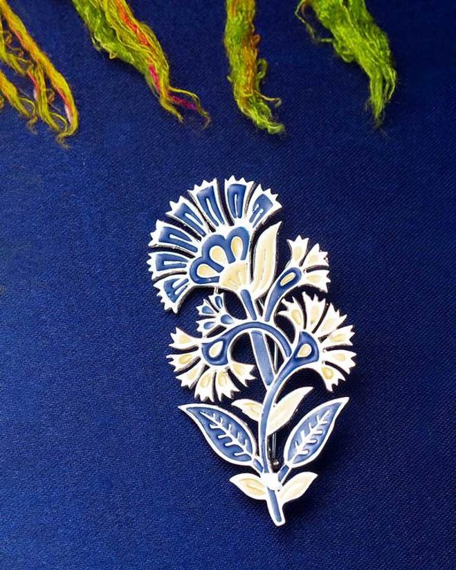 Voylla flower shaped saree pin with colorful enamel work For Women