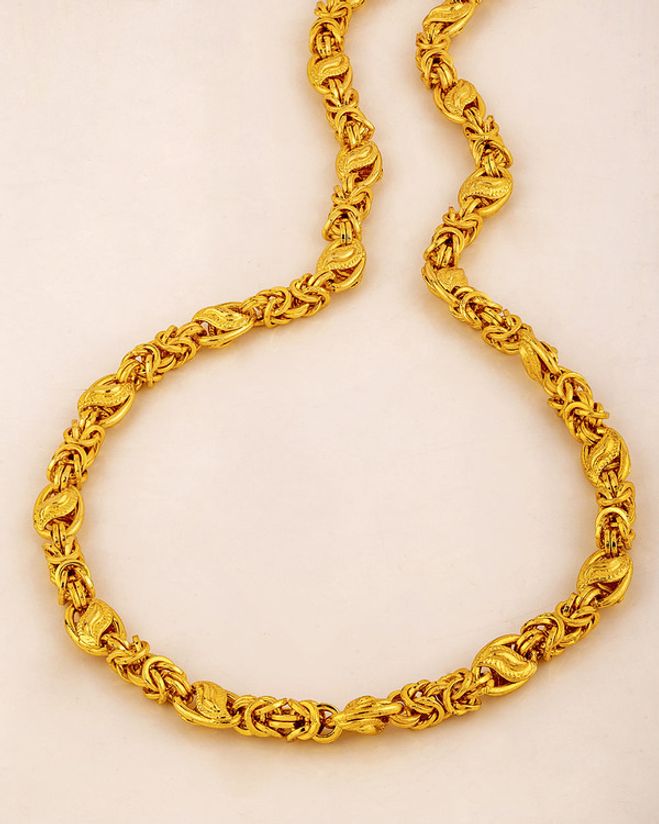 Hand Made Snake Link Men S Chain Voylla Fashions Voylla has a unique and diverse collection that is wonderfully crafted and the customers absolutely adore customers love voylla are repetitive customers of the store. voylla