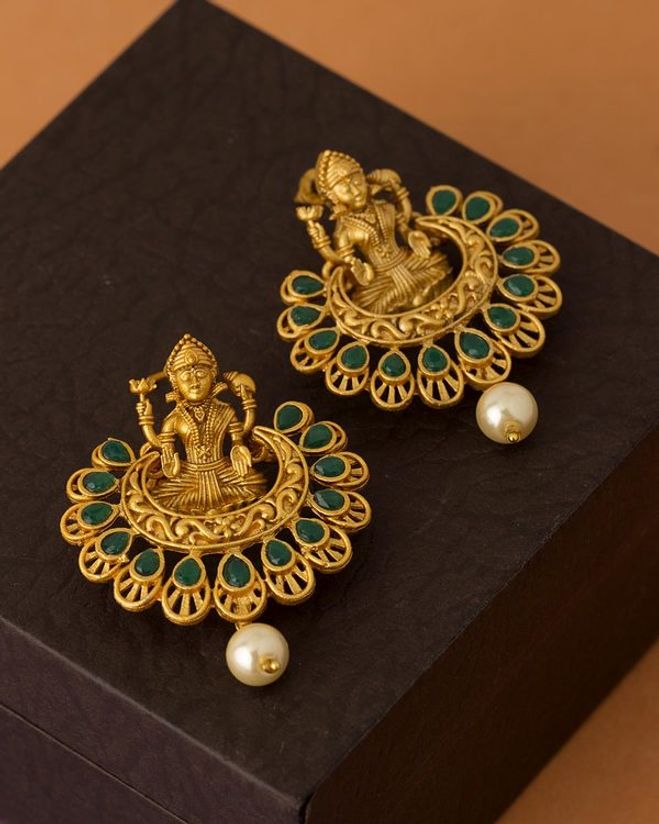 Spark Route Mahalakshmi Design Danglers Voylla Fashions Voylla is a leading fashion jewelry brand in india with a diversified network presence across the country. voylla