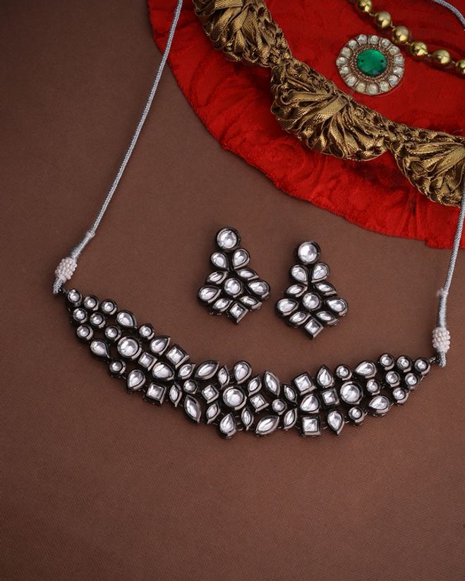 Traditional Kundan Cluster Setting Necklace Set Voylla Fashions Choose from a wide range of classic, pearl, modern, long, medium, diamond, short, simple, kundan, stone, crystal, silver and gold plated necklaces sets. voylla